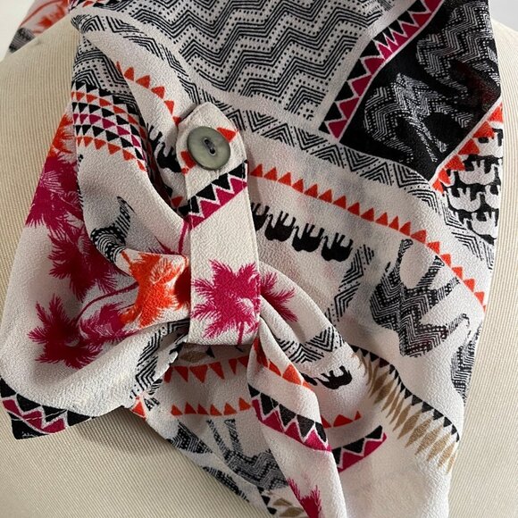 Ladies Ruby Red Blouse Size 1X - Elephant Print - Picture 5 of 5